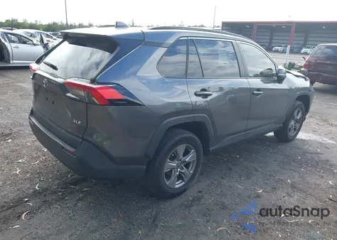 2022 Toyota Rav4 Xle from USA, damaged, VIN 2T3W1RFVXNC204601